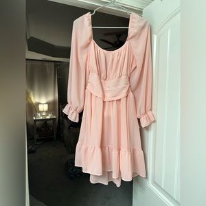 Super cute dress only worn once-like new!